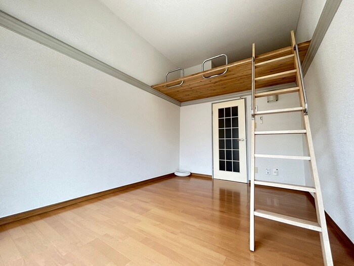 物件内観写真7　(居室)
