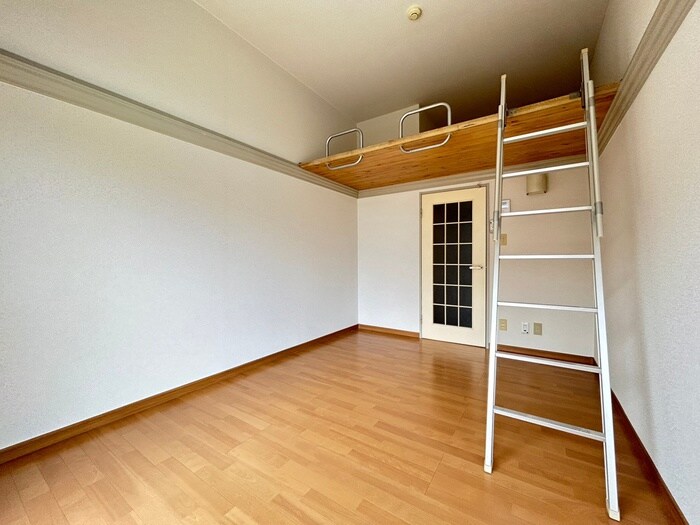 物件内観写真7　(居室)