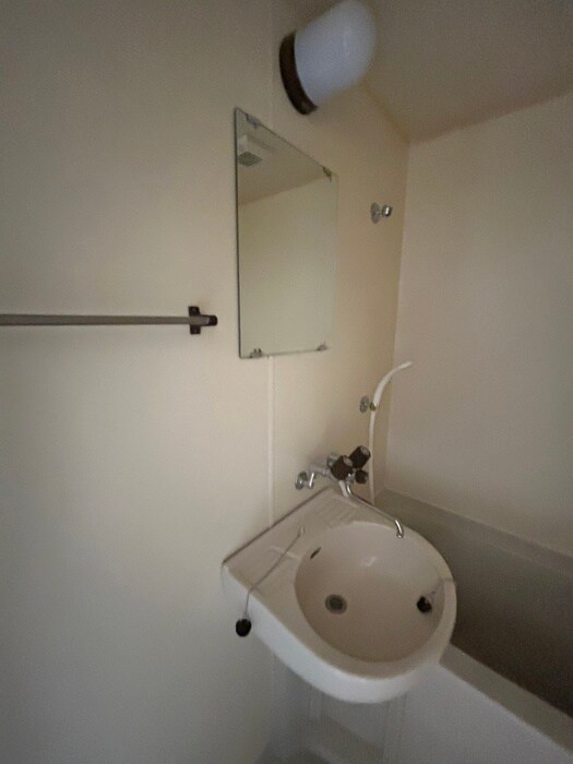 物件内観写真12　(洗面)