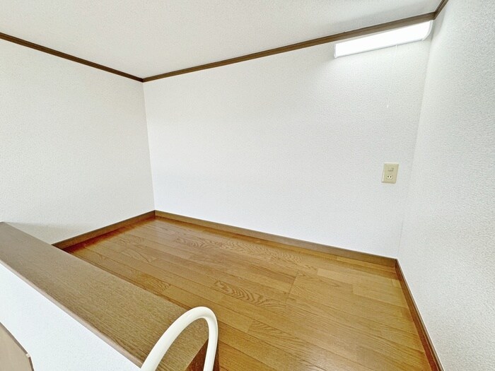 物件内観写真12　(ロフト)