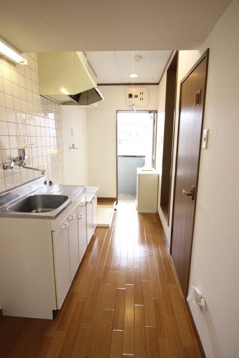 物件内観写真13　(廊下)