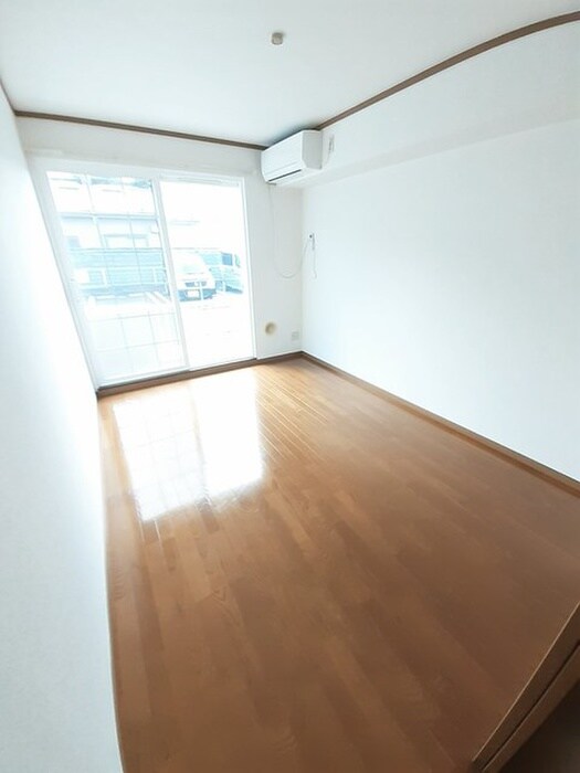 物件内観写真5　(居室)