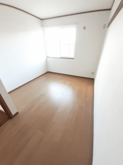 物件内観写真6　(居室)