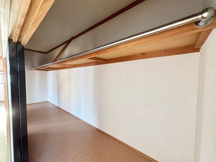 物件内観写真12　(収納)