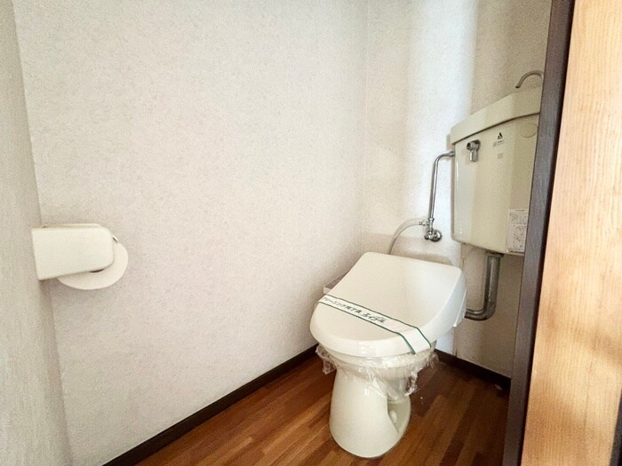 物件内観写真15　(トイレ)