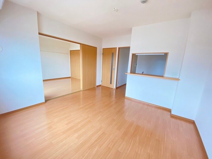 物件内観写真10　(居室)