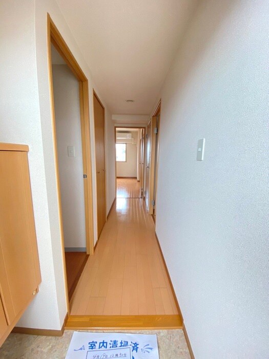 物件内観写真22　(廊下)