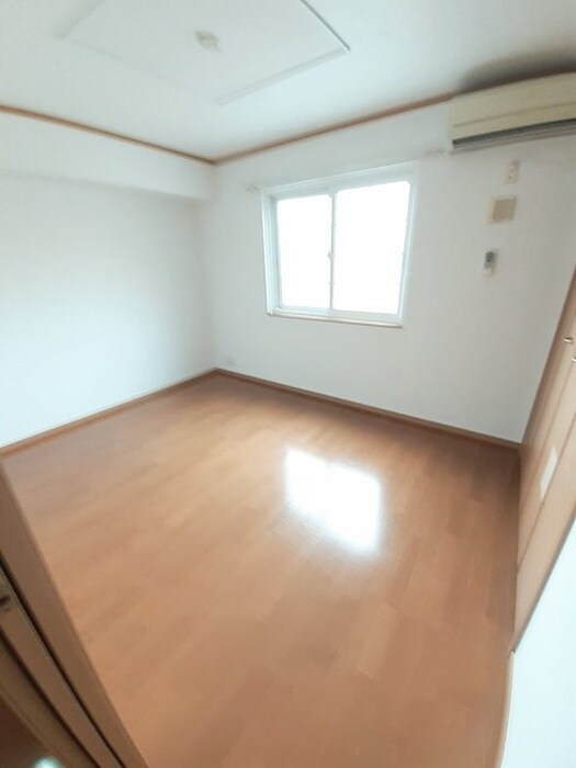 物件内観写真15　(居室)