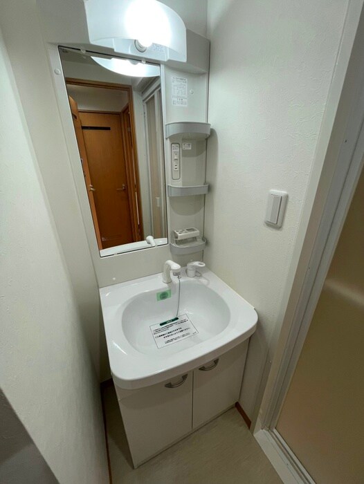 物件内観写真12　(洗面)