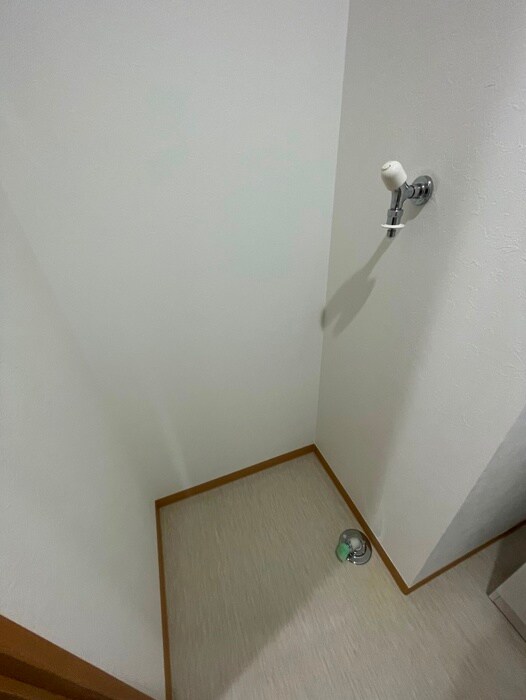 物件内観写真13　(洗濯機置場)