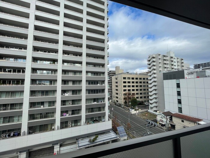 物件内観写真16　(室内からの展望)