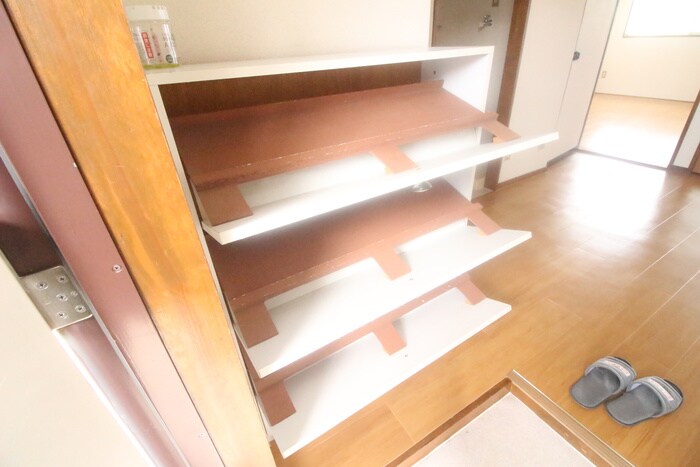 物件内観写真15　(靴箱)