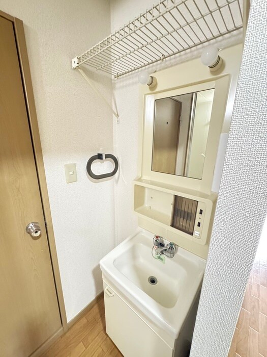 物件内観写真10　(洗面)