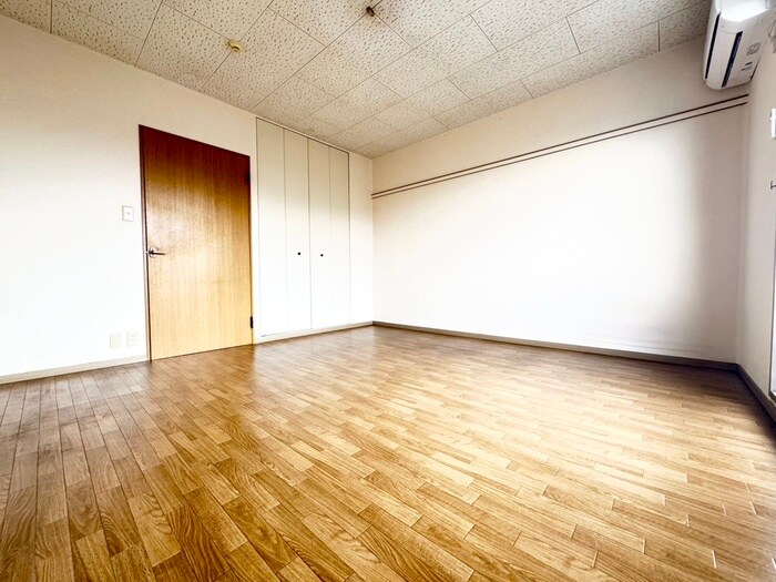 物件内観写真16　(居室)