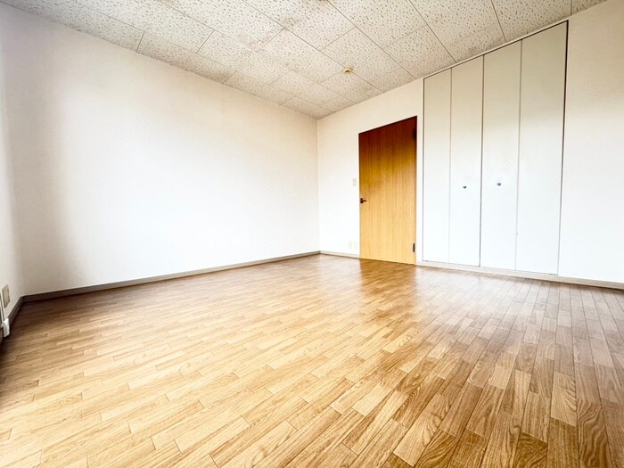 物件内観写真17　(居室)