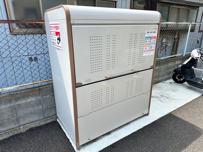 物件外観写真6　(建物設備)