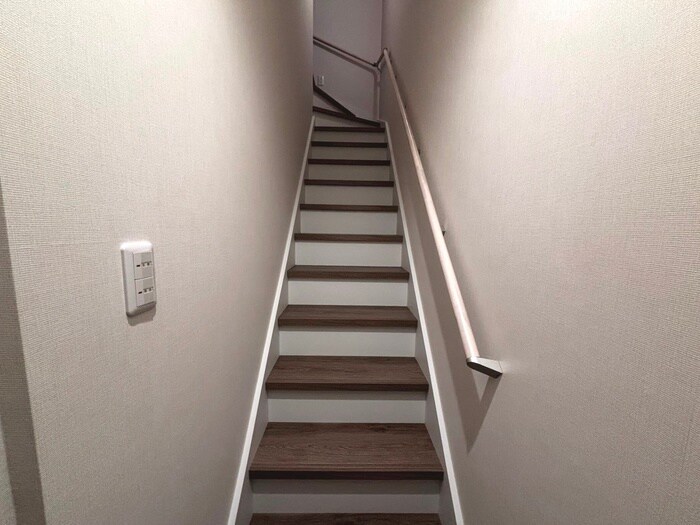 物件内観写真19　(廊下)