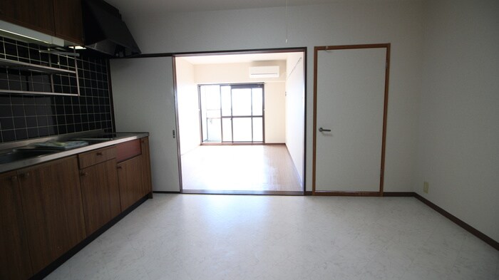 物件内観写真18　(居室)