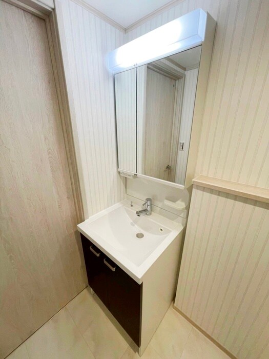 物件内観写真13　(洗面)