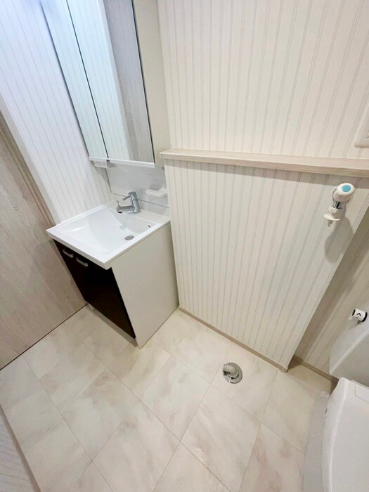 物件内観写真14　(洗濯機置場)