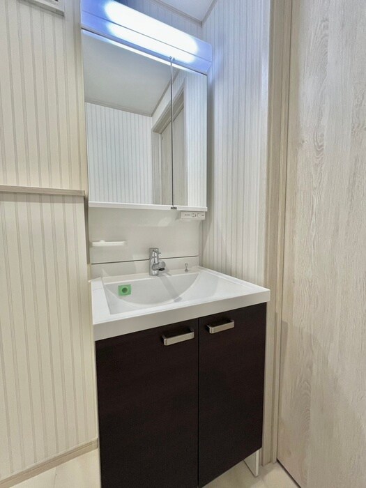 物件内観写真15　(洗面)