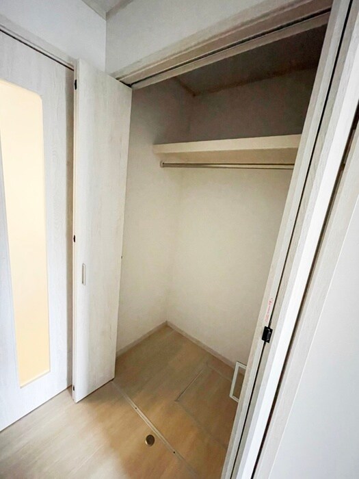 物件内観写真16　(収納)