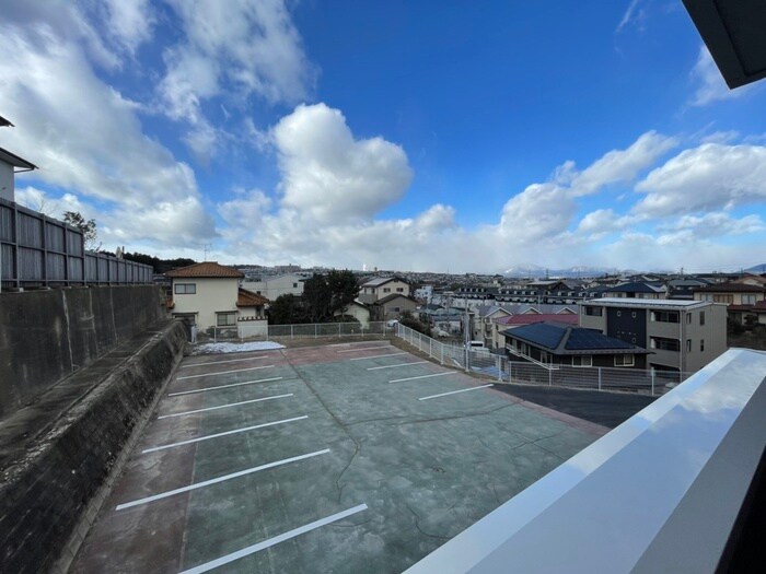 物件内観写真21　(室内からの展望)