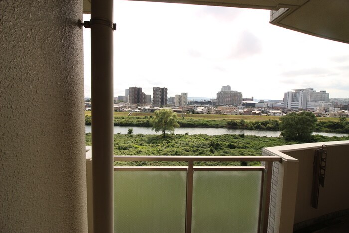 物件内観写真22　(室内からの展望)