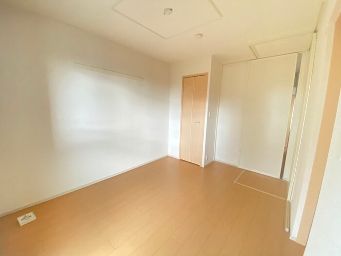 物件内観写真12　(居室)