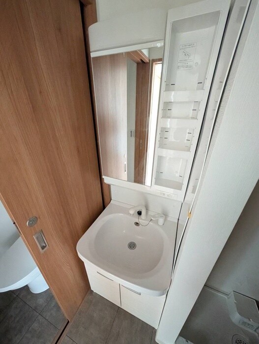 物件内観写真6　(洗面)