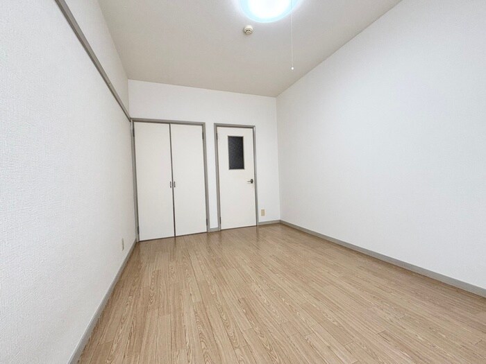 物件内観写真7　(居室)