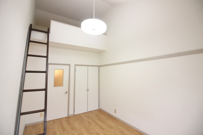 物件内観写真9　(居室)