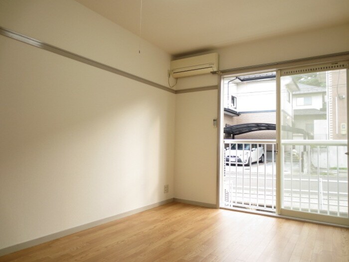 物件内観写真14　(居室)