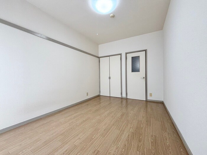 物件内観写真17　(居室)