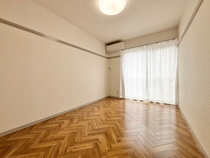 物件内観写真18　(居室)