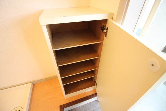 物件内観写真18　(靴箱)