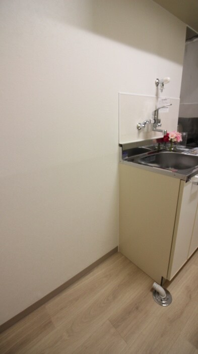 物件内観写真16　(洗濯機置場)