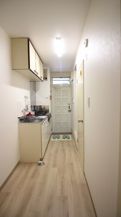 物件内観写真21　(廊下)