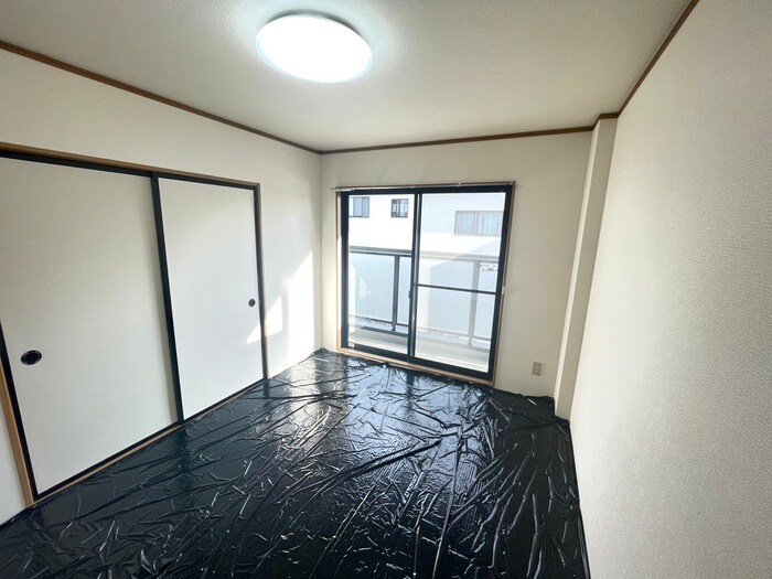 物件内観写真9　(居室)