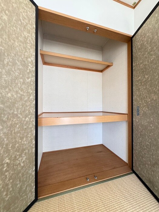物件内観写真10　(収納)