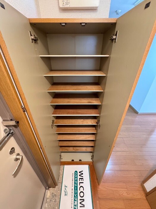 物件内観写真19　(靴箱)