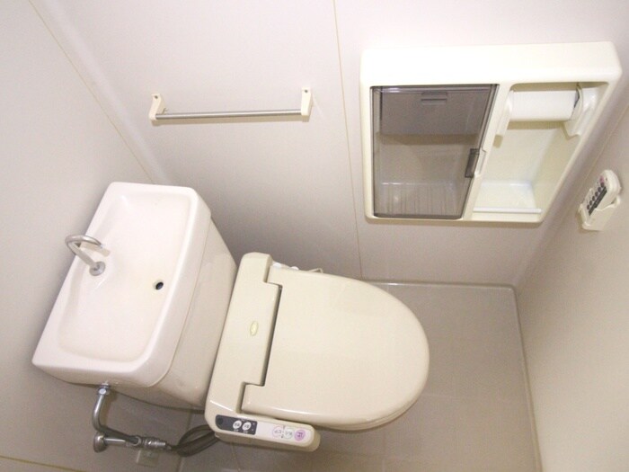 物件内観写真9　(トイレ)