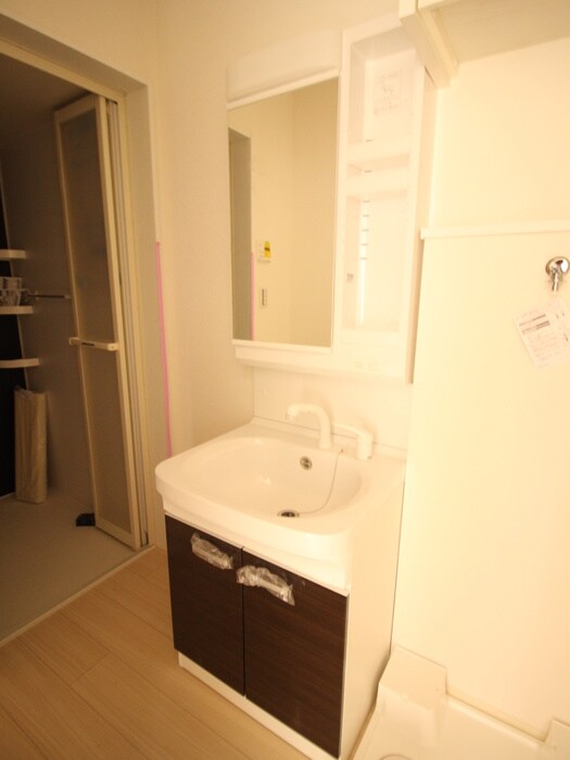 物件内観写真13　(洗面)