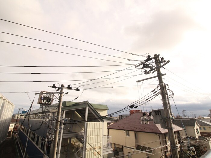 物件内観写真19　(室内からの展望)