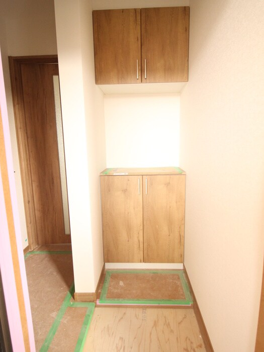 物件内観写真20　(玄関)