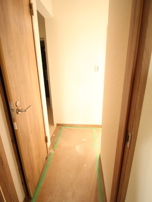 物件内観写真22　(廊下)