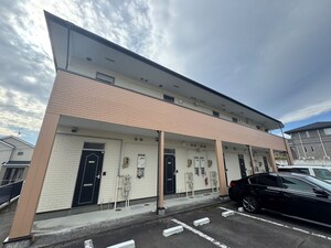 ノ－ブルカ－サ川平外観写真