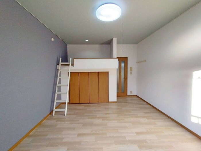 物件内観写真17　(室内からの展望)