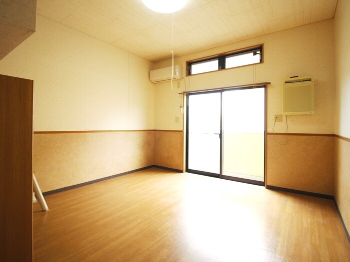 物件内観写真8　(居室)