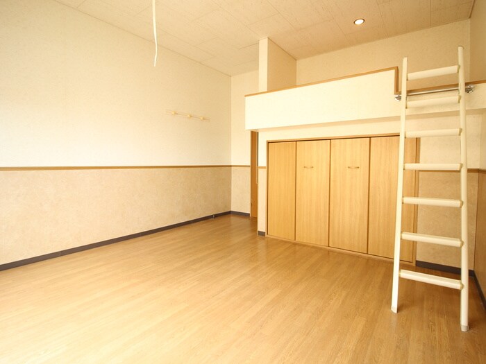 物件内観写真9　(居室)